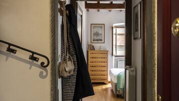 1 Schlafzimmer, Bügeleisen/Bügelbrett, Reisekinderbett, kostenloses WLAN