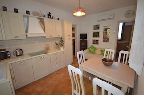 Interior - La Lomita Primavera, Relax in the countryside, house surrounded by greenery, 4 km from the sea (Lazio)
