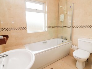 Shower - Cúlánn (Clifden)