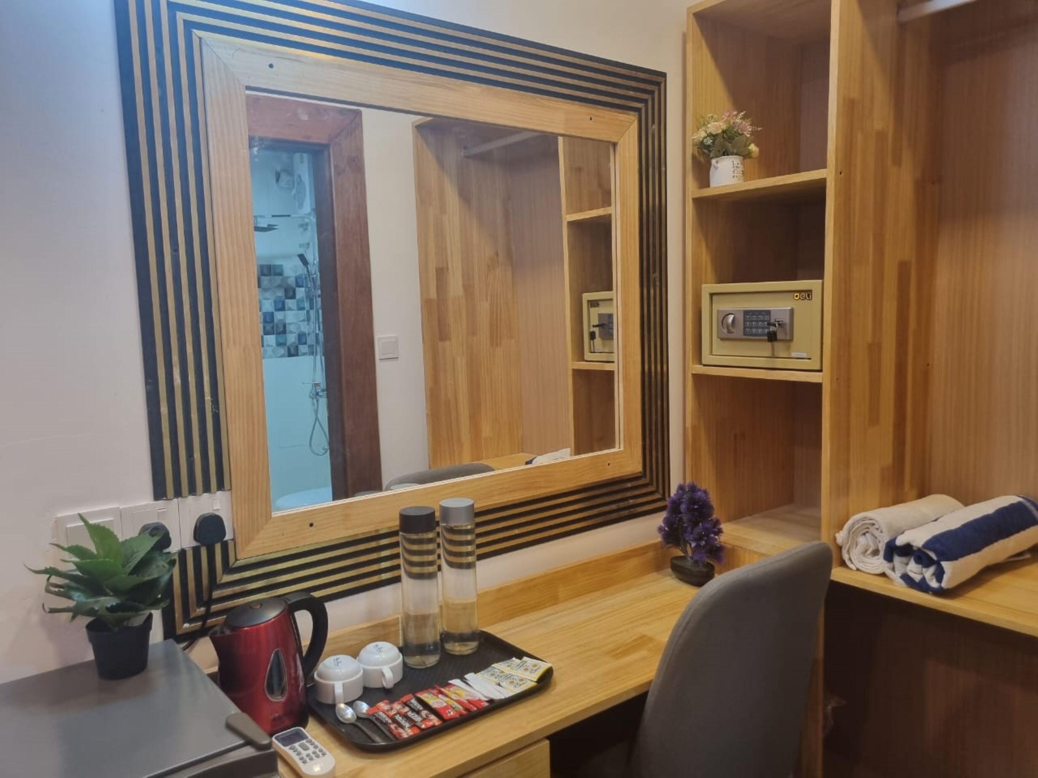 Deluxe Double or Twin Room, Balcony | Coffee and/or coffee maker