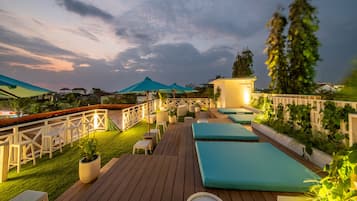 Rooftop terrace
