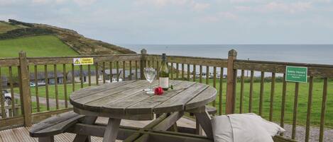 Tempat makan outdoor