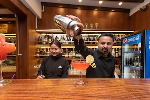 Bar (on property) - Aawas Boutique Hotel (Kathmandu)
