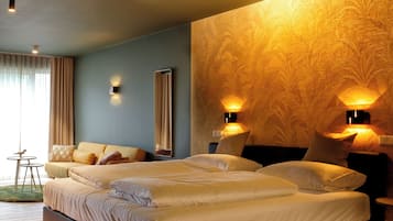 1 bedroom, desk, laptop workspace, free WiFi