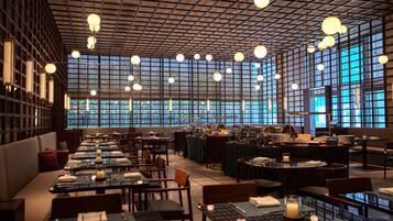 Daily buffet breakfast for a fee