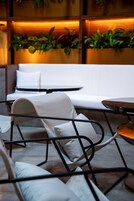 ลานระเบียง/นอกชาน