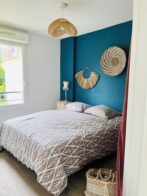 1 bedroom, free WiFi, bed sheets