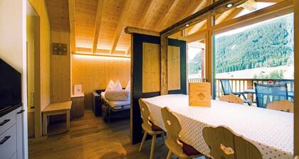 Erlebe Bergidylle im Stabingerhof. Chalet