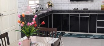 Stunning Homestay with strategic location at the centre of Chukai, Kemaman Town