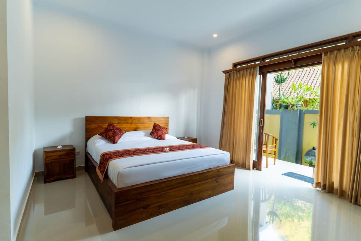Habitación doble Deluxe | Escritorio