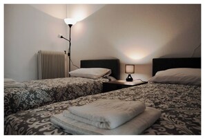 House, 3 Bedrooms, Terrace, City View | 3 bedrooms