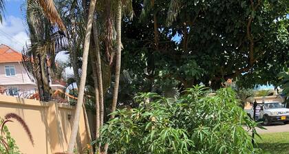 10-minute walk to the beach! 2-bed house with a kitchen and bathroom.