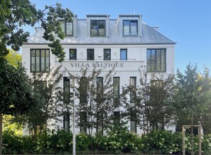 Bagian depan properti