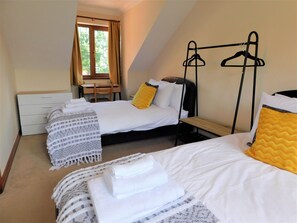 3 chambres, Wi-Fi gratuit, draps fournis