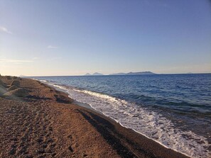 Beach - Apartment in Patti (Patti)