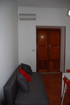 Smart TV - Apartment in Patti (Patti)