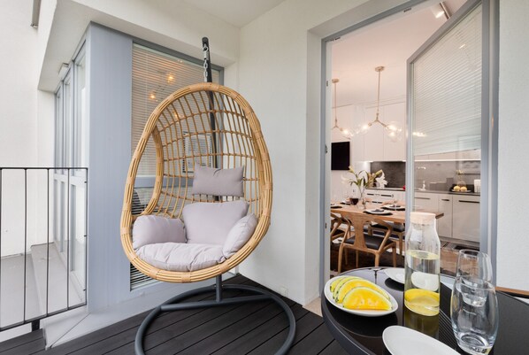 Balcony - Stylish Apartment by Renters Prestige (Gdynia)