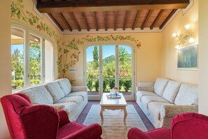 Living area - Luxury Home in Tuscany Near Pisa and Florence - Two Bedrooms 4&1 PL (Palaia)