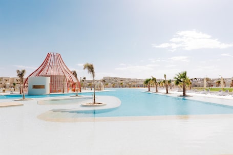 4 piscinas al aire libre