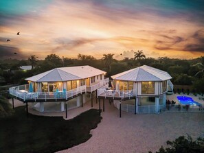 Exterior - Frigate's Nest extraordinary 8bed/8bath nightly rental with dockage & private pool (Little Torch Key)