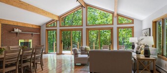 Lakeside Elegance: Newly Renovated Retreat on Kennebunk Pond