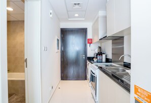 Comfort-Apartment | Eigene Küche | Kühlschrank, Mikrowelle, Ofen, Herdplatte