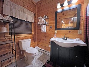 Baignoire, serviettes fournies