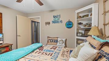 4 bedrooms, iron/ironing board, free WiFi, bed sheets