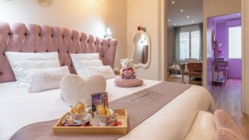 1 chambre, fer et planche à repasser, Wi-Fi gratuit, draps fournis