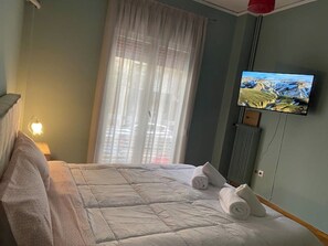 2 bedrooms