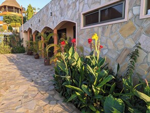 Exterior - Oslo Gardens (Entebbe)