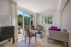 TV, DVD player - Modern house with garden for 8 (La Baule-Escoublac)