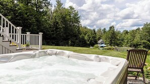 Bain à remous extérieur
