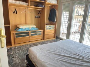 6 Schlafzimmer, WLAN, Bettwäsche