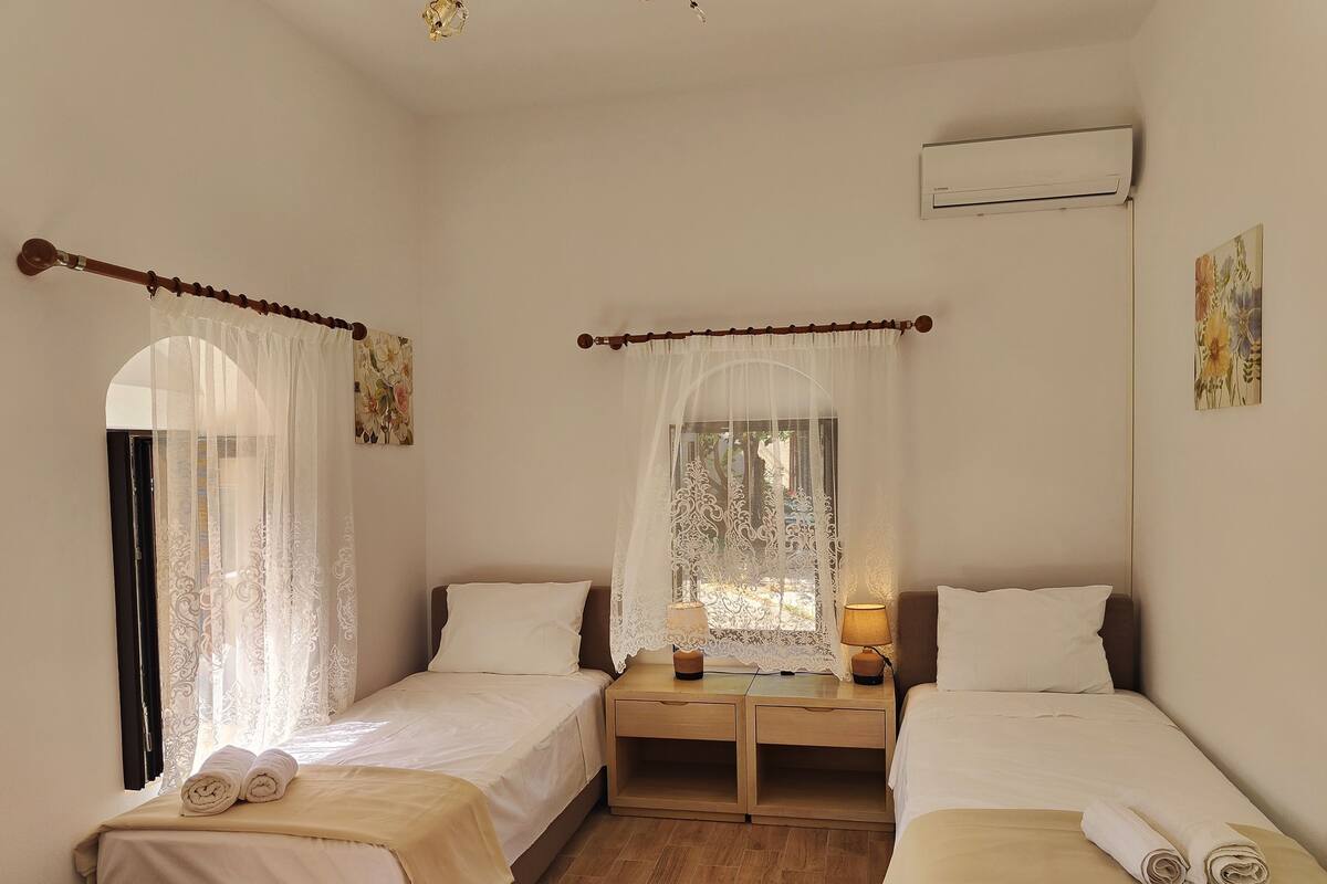 3 bedrooms
