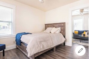 2 quartos, ferros/tábuas de passar roupa, Wi-Fi, roupa de cama