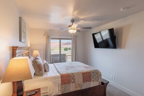 3 chambres, bureau, fer et planche à repasser, Wi-Fi gratuit