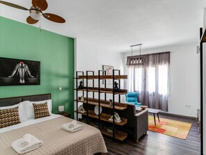Room amenity - Standard Studio Apartment (Athens)