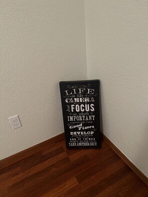 Interior detail - CCC-Clean, Comfortable and Cozy (Anchorage)