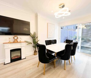Dining - Welcome to "Churchill's Rest" - a meticulously renovated Victorian-era home.  (Bondi Junction)