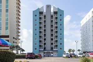 Exterior - Westwind 204- 5 Star View! Gulf Front! Location X3! SnowBird Special! (Gulf Shores)