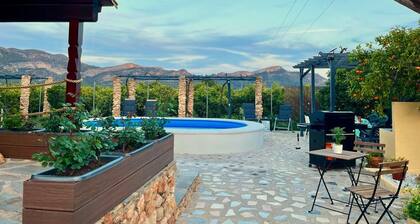 CASA ROSA - Relax oasis with private pool-A/C-garden-sauna-Wifi-BBQ-2 bedrooms