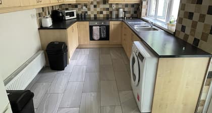 The Perfect Base to Explore the Wonderful Sights and Sounds of Derry City