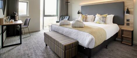 In-room safe, desk, laptop workspace, soundproofing