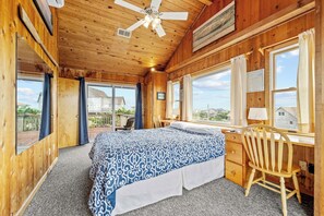 5 sovrum, skrivbord, gratis wi-fi och sängkläder