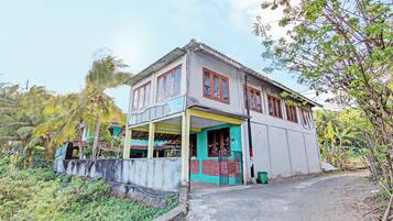 Bagian depan properti