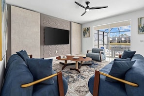 تلفزيون ذكي، ألعاب فيديو، كرة قدم الطاولة، ستيريو