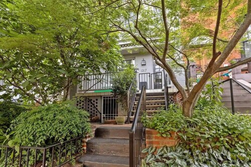 Heart Of Dupont / Walk to Georgetown