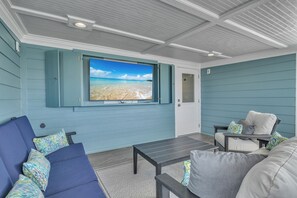 TV, fireplace - Fanta Sea: Modern Home Built in 2023 with Private Pool, Elevator (Oak Island)