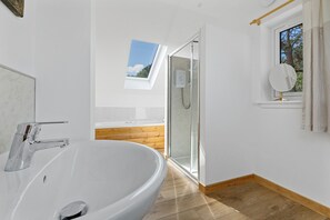 Shower, towels